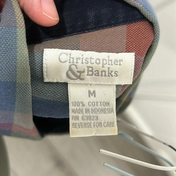 Christopher & Banks women’s button up shirt - Picture 4 of 4